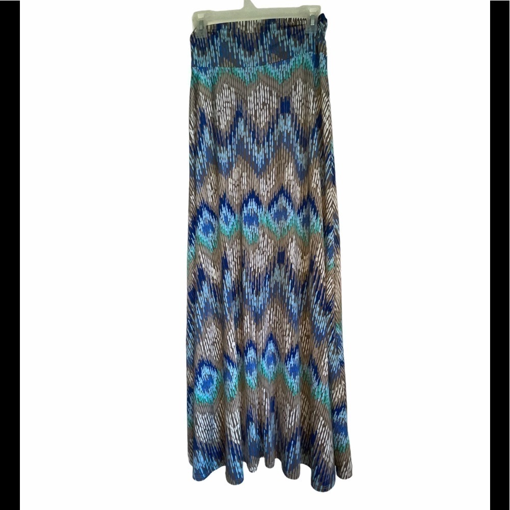 🌻 Gilli multi colored skirt. Size medium - Picture 4 of 7
